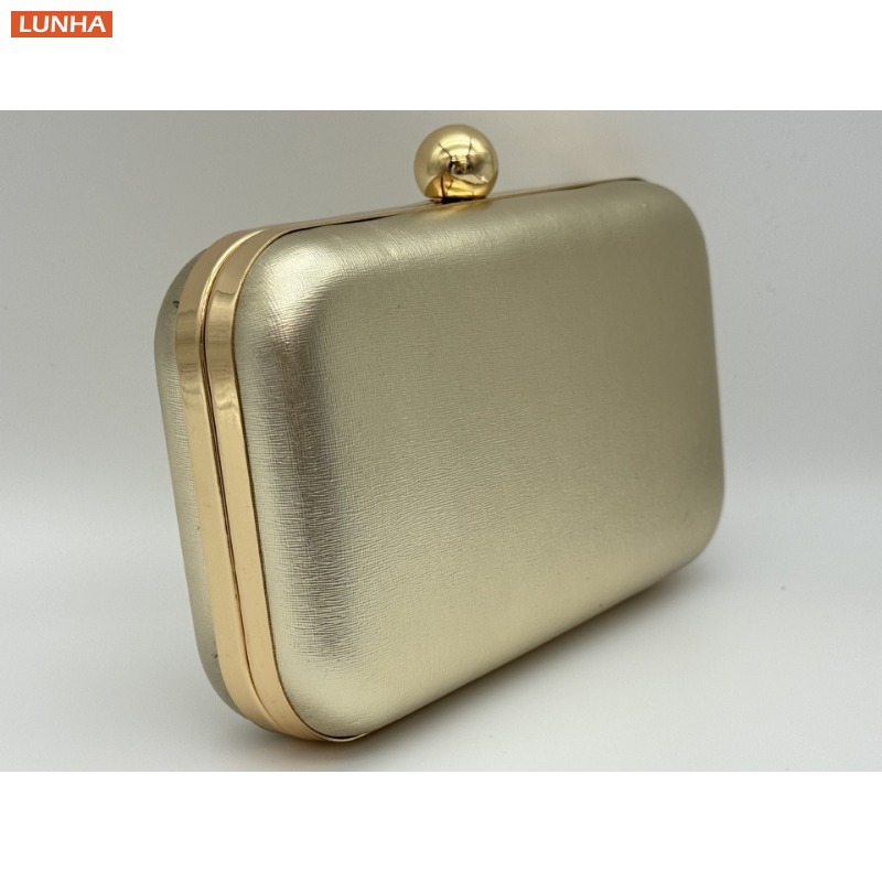 Evening Bags Vintage Metallic  - đánh giá và giá Women Bags Gold