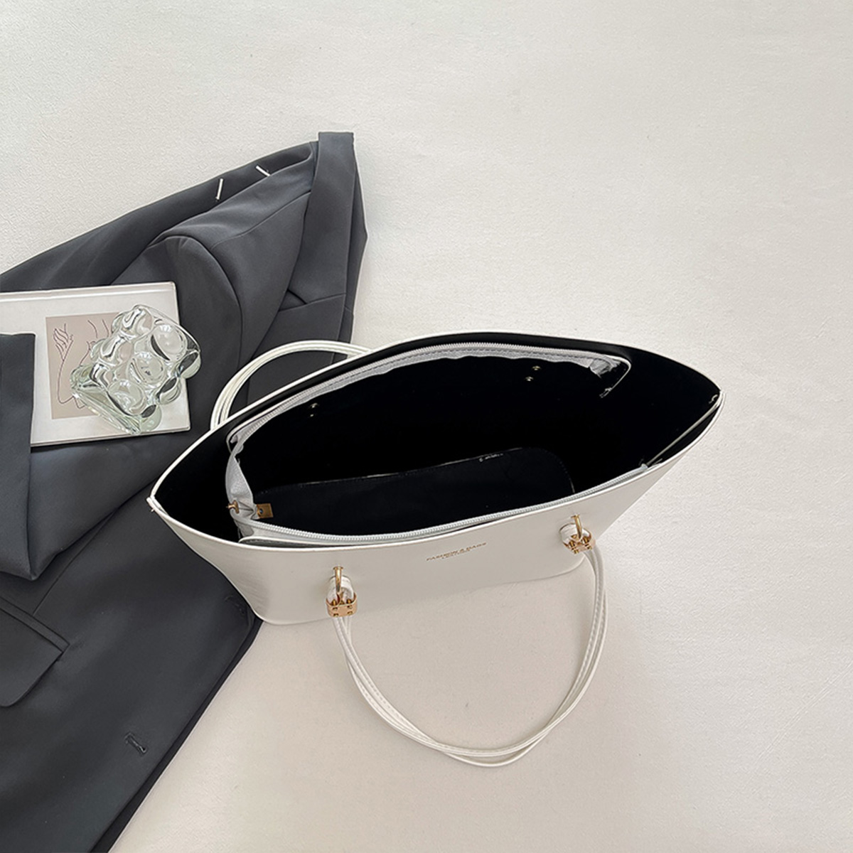 For Daily Use Fashion Tote Bag - đánh giá và giá Women Bags Gold