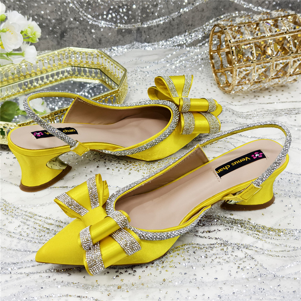 Elegant Yellow Satin Rhineston - đánh giá và giá Women'S Evening Bags
