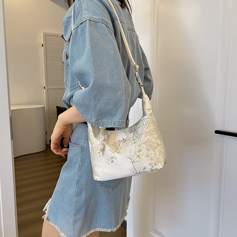 Chinese Ancient Style Wrist Ba - đánh giá và giá Women'S Evening Bags
